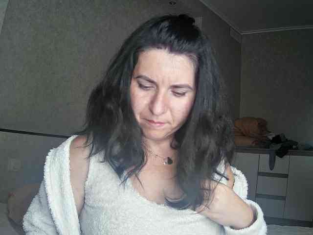 AlisaSmileHot