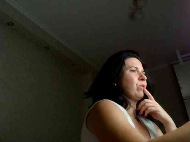 AlisaSmileHot AlisaSmileHot