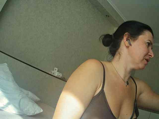 AlisaSmileHot webcam
