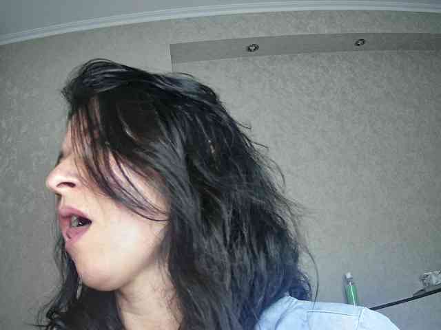 AlisaSmileHot webcam