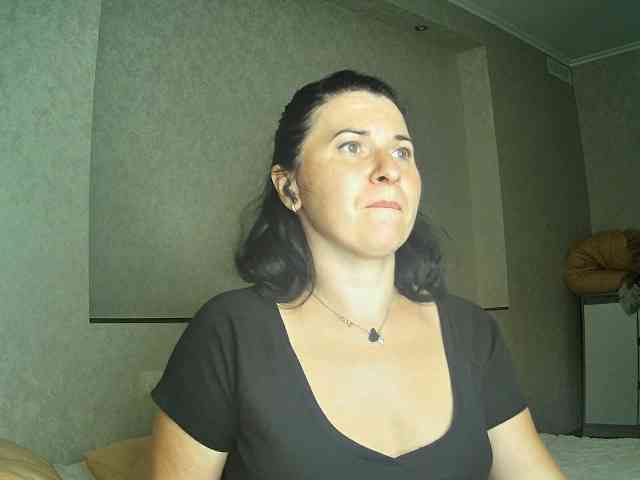 AlisaSmileHot AlisaSmileHot