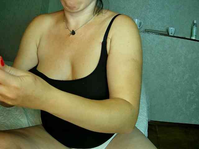AlisaSmileHot