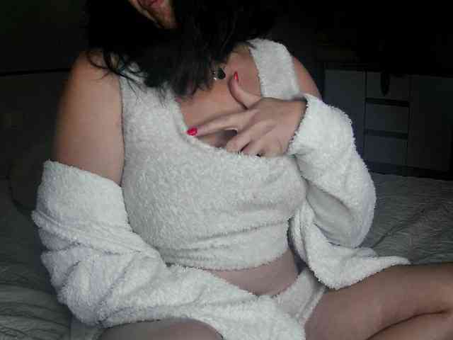 AlisaSmileHot