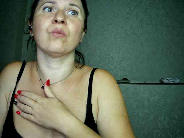 AlisaSmileHot