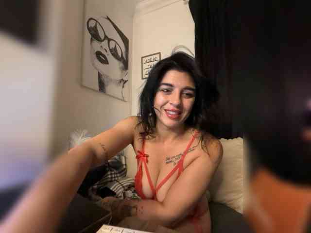 HoneyGlow30 webcam