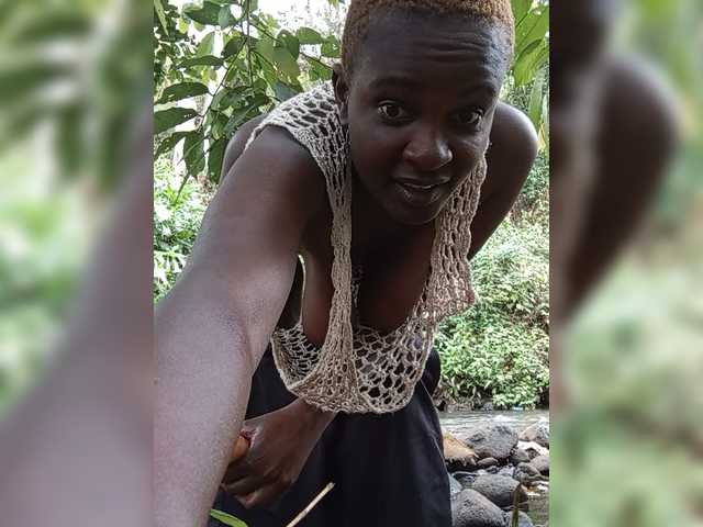 Kenyansexy live cam on BongaCams