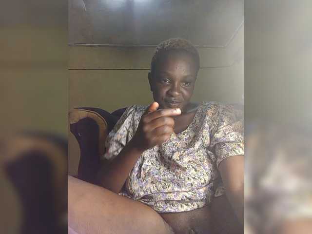Kenyansexy live cam on BongaCams