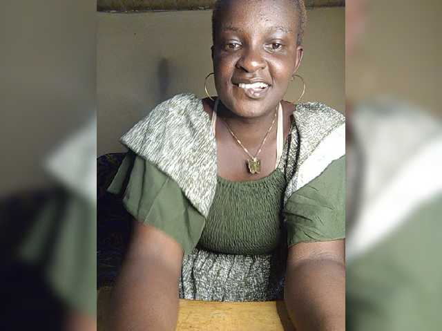 Kenyansexy live cam on BongaCams
