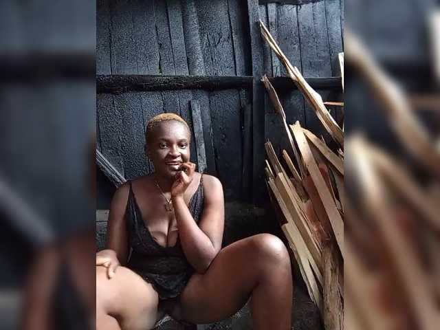 Kenyansexy, en directo ahora en BongaCams