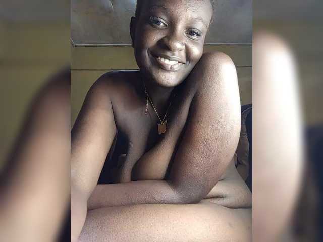 Kenyansexy live cam on BongaCams