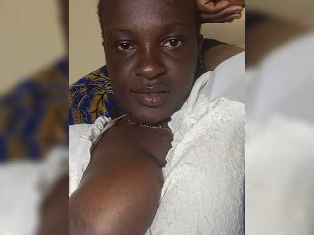 Kenyansexy live cam on BongaCams
