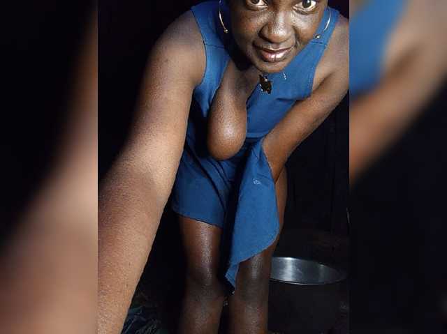 Kenyansexy live cam on BongaCams