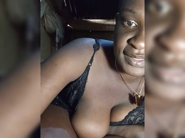 Kenyansexy, live now on BongaCams