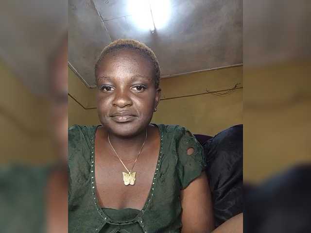 Kenyansexy live cam on BongaCams