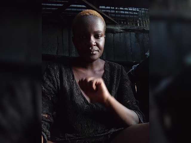 Kenyansexy live cam on BongaCams