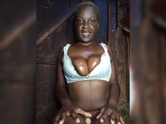 Kenyansexy live cam on BongaCams