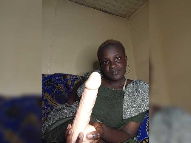 Kenyansexy live cam on BongaCams