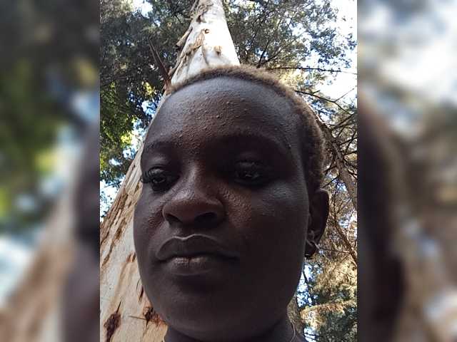 Kenyansexy live cam on BongaCams