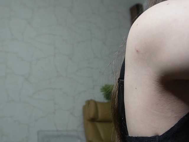 18Brook live cam on BongaCams