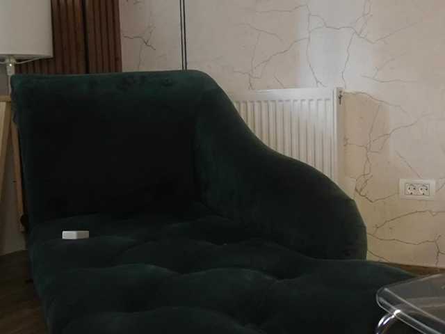 18Brook live cam on BongaCams