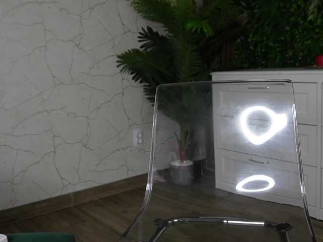 18Brook live cam on BongaCams
