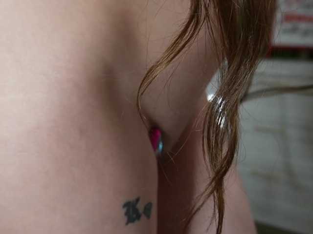 18Brook live cam on BongaCams