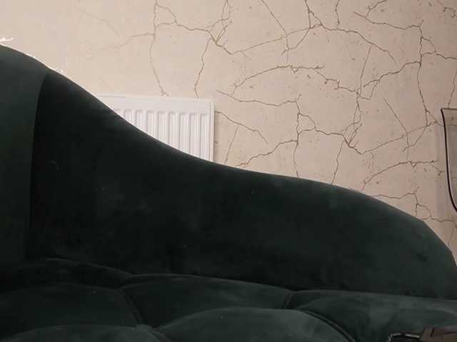18Brook live cam on BongaCams