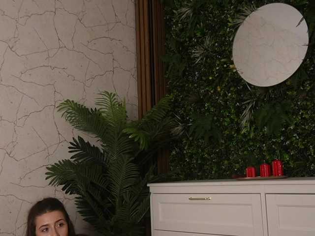 18Brook live cam on BongaCams