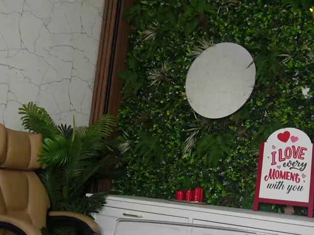 18Brook live cam on BongaCams