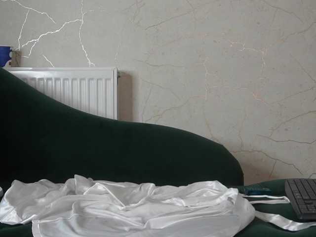 18Brook live cam on BongaCams