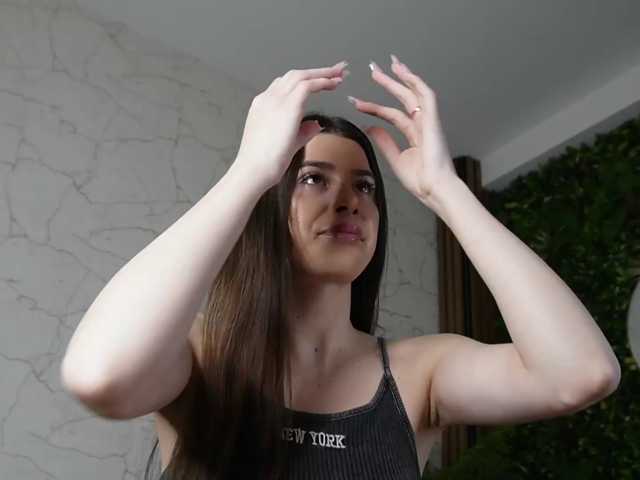 18Brook live cam on BongaCams