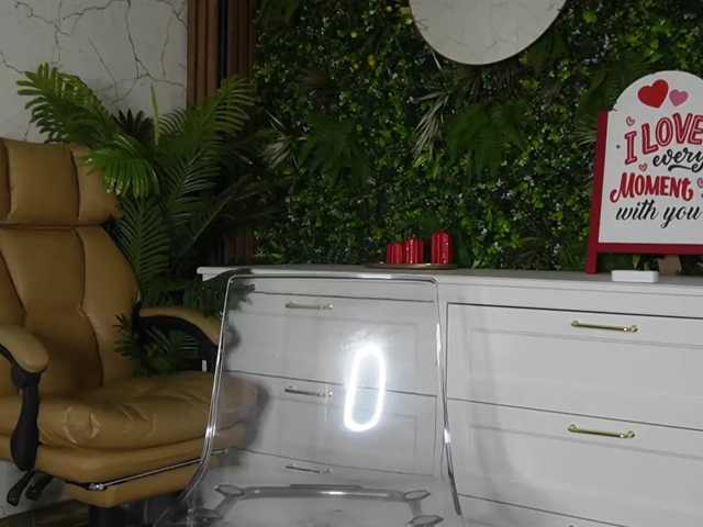 18Brook live cam on BongaCams