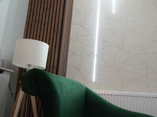 18Brook live cam on BongaCams
