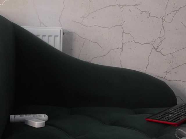 18Brook live cam on BongaCams