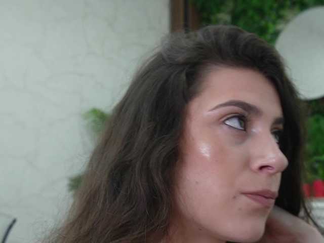 18Brook live cam on BongaCams