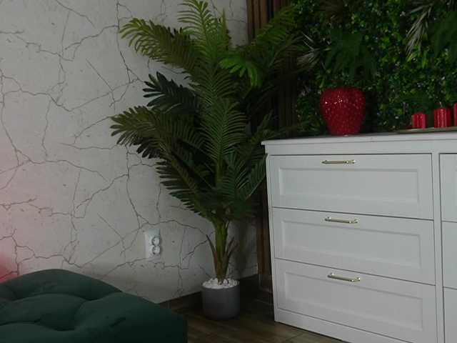 18Brook live cam on BongaCams