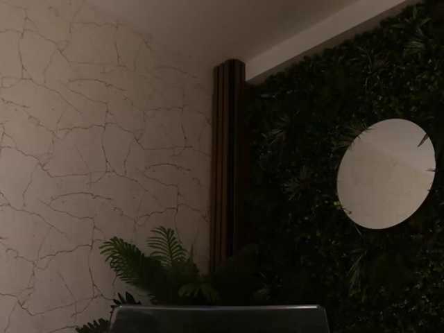 18Brook live cam on BongaCams