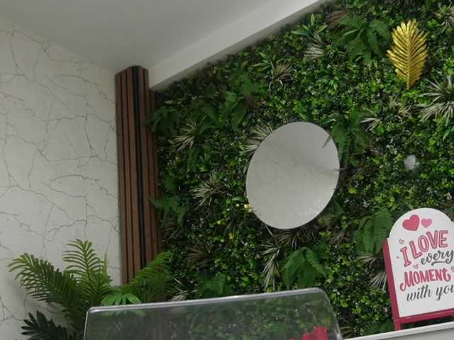 18Brook live cam on BongaCams