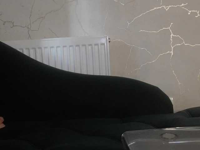 18Brook live cam on BongaCams