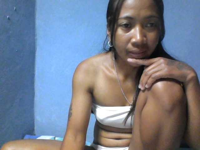 Rose-Bler live cam on BongaCams