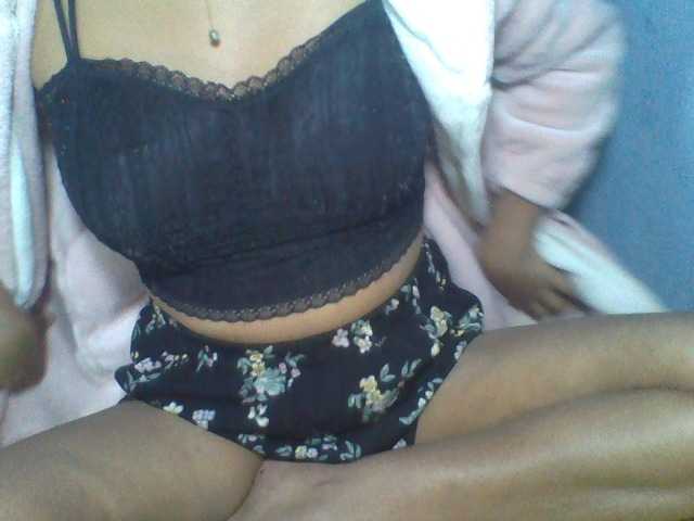 Rose-Bler, en directo ahora en BongaCams