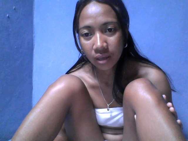 Rose-Bler live cam on BongaCams