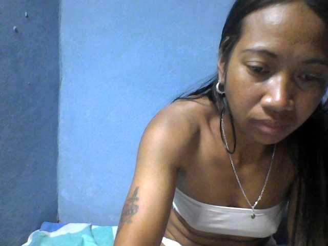 Rose-Bler live cam on BongaCams