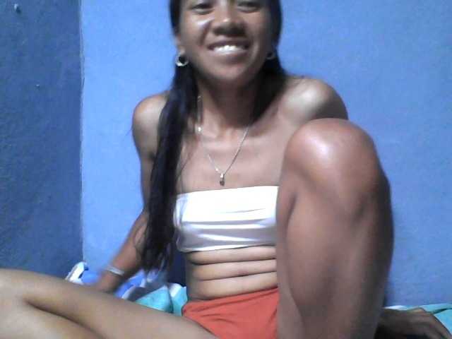 Rose-Bler live cam on BongaCams