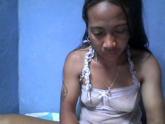 Rose-Bler live cam on BongaCams
