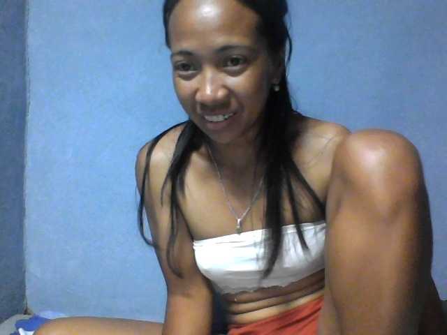 Rose-Bler live cam on BongaCams