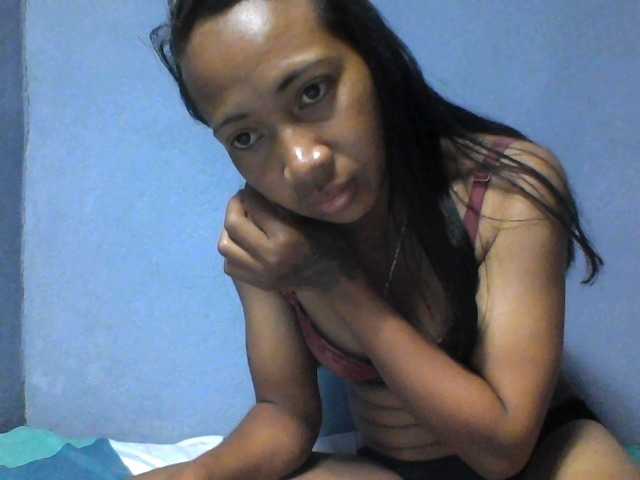 Rose-Bler live cam on BongaCams