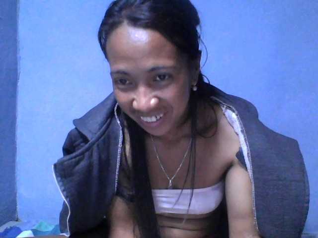 Rose-Bler live cam on BongaCams