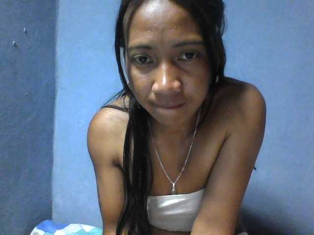 Rose-Bler live cam on BongaCams