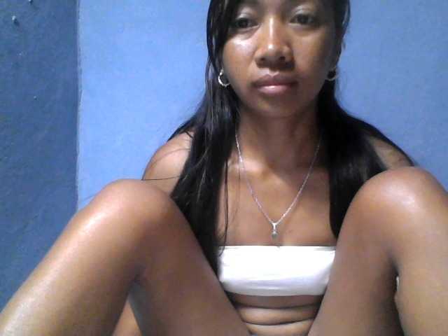 Rose-Bler live cam on BongaCams